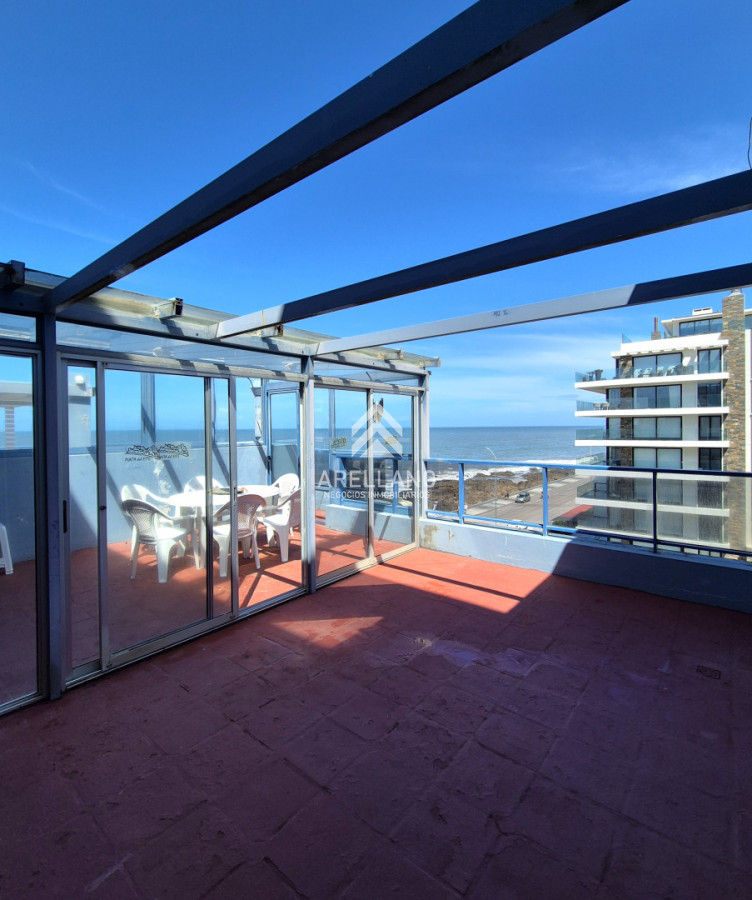 Apartamento ID.6140 - Venta apartamento 3 dormitorios y dependencia 