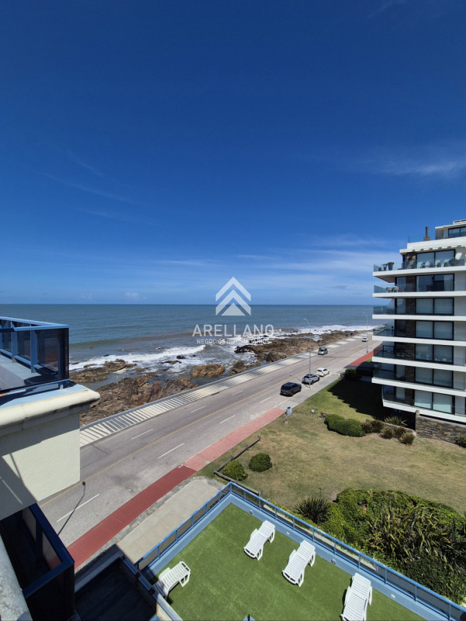 Apartamento ID.6140 - Venta apartamento 3 dormitorios y dependencia 