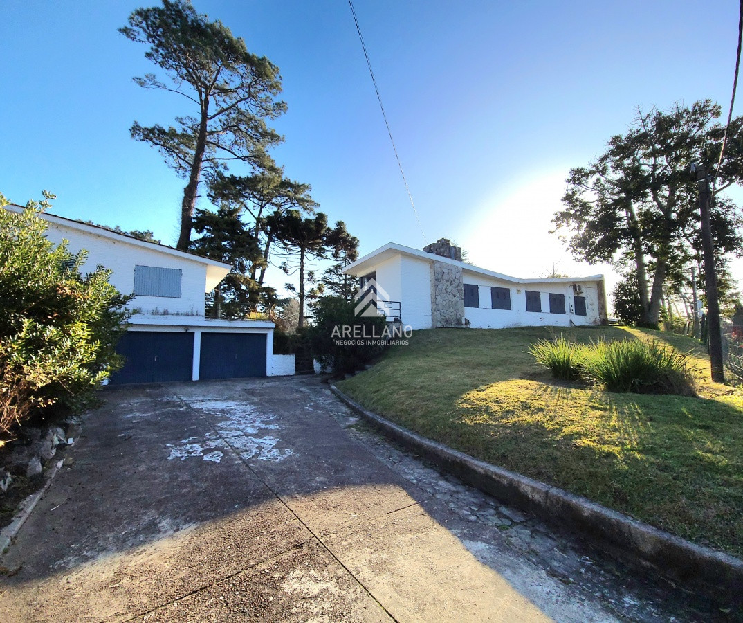 Casa ID.1288 - Venta casa 3 dormitorios y dependencia 