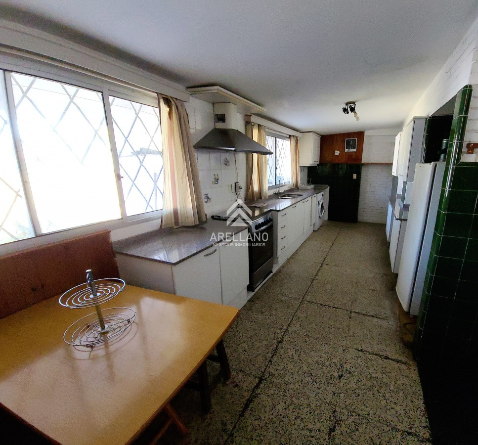 Casa ID.1288 - Venta casa 3 dormitorios y dependencia 