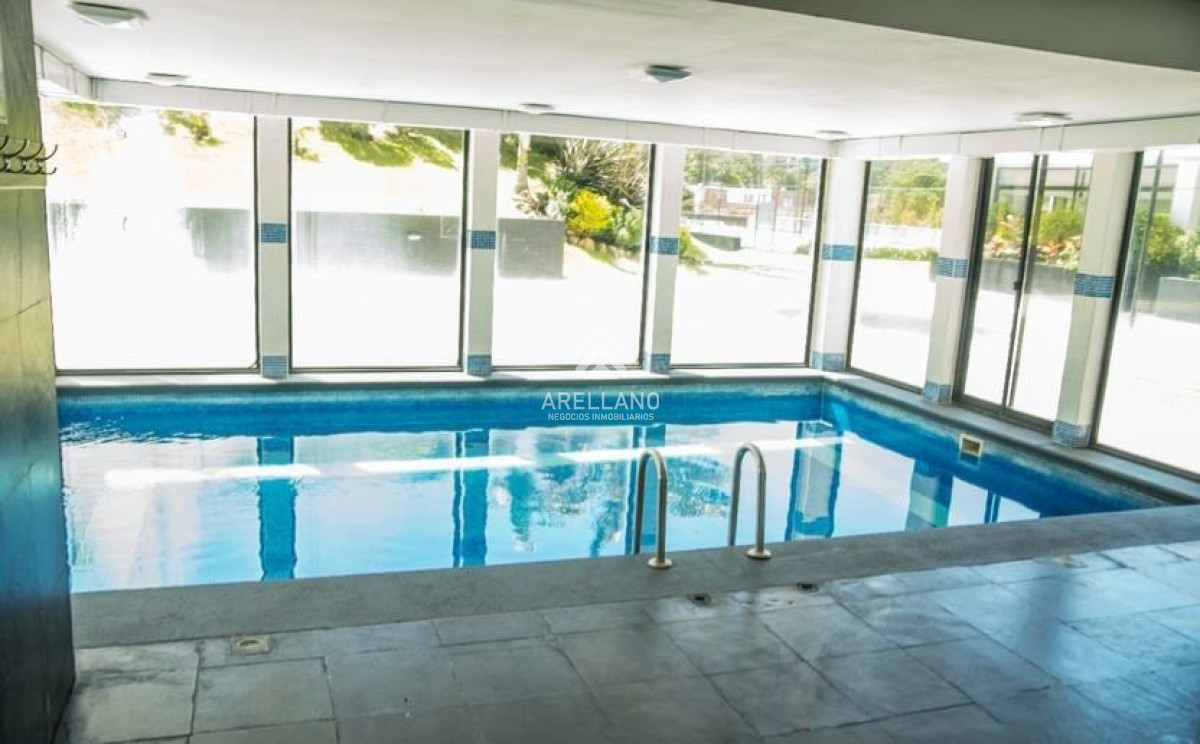 Apartamento ID.4559 - Venta apartamento moderno piso alto 3 dormitorios 2 baños terraza con vista al mar 