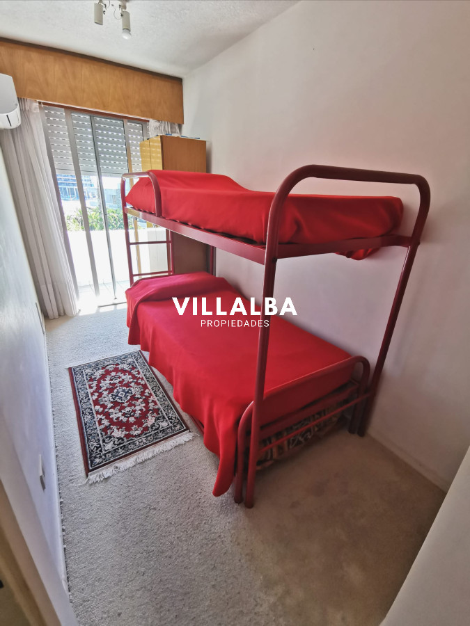 Apartamento ID.2539 - Apartamento 3 dormitorios y 2 baños en Playa Mansa, Punta del Este
