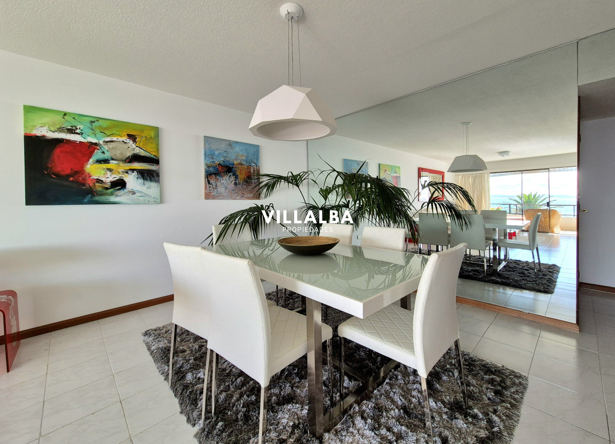 Apartamento ID.3622 - Apartamento 3 dormitorios + dependencia frente al mar parada 1 Playa Mansa Península