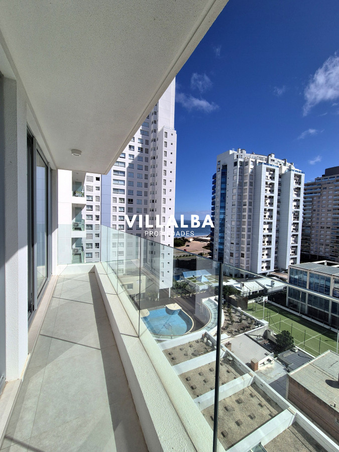Apartamento ID.3555 - Apartamento a estrenar venta 1 dormitorio frente a metros del mar terraza garage Playa Mansa Punta del Este