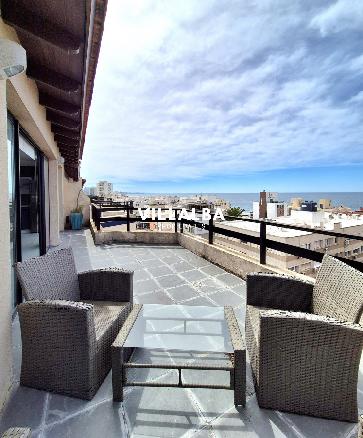 Apartamento ID.2537 - Oportunidad Duplex-Penthouse Península 3 dormitorios 2 baños garage