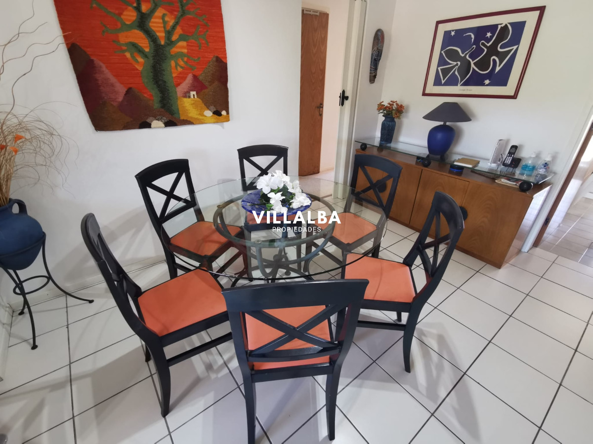Apartamento ID.2539 - Apartamento 3 dormitorios y 2 baños en Playa Mansa, Punta del Este