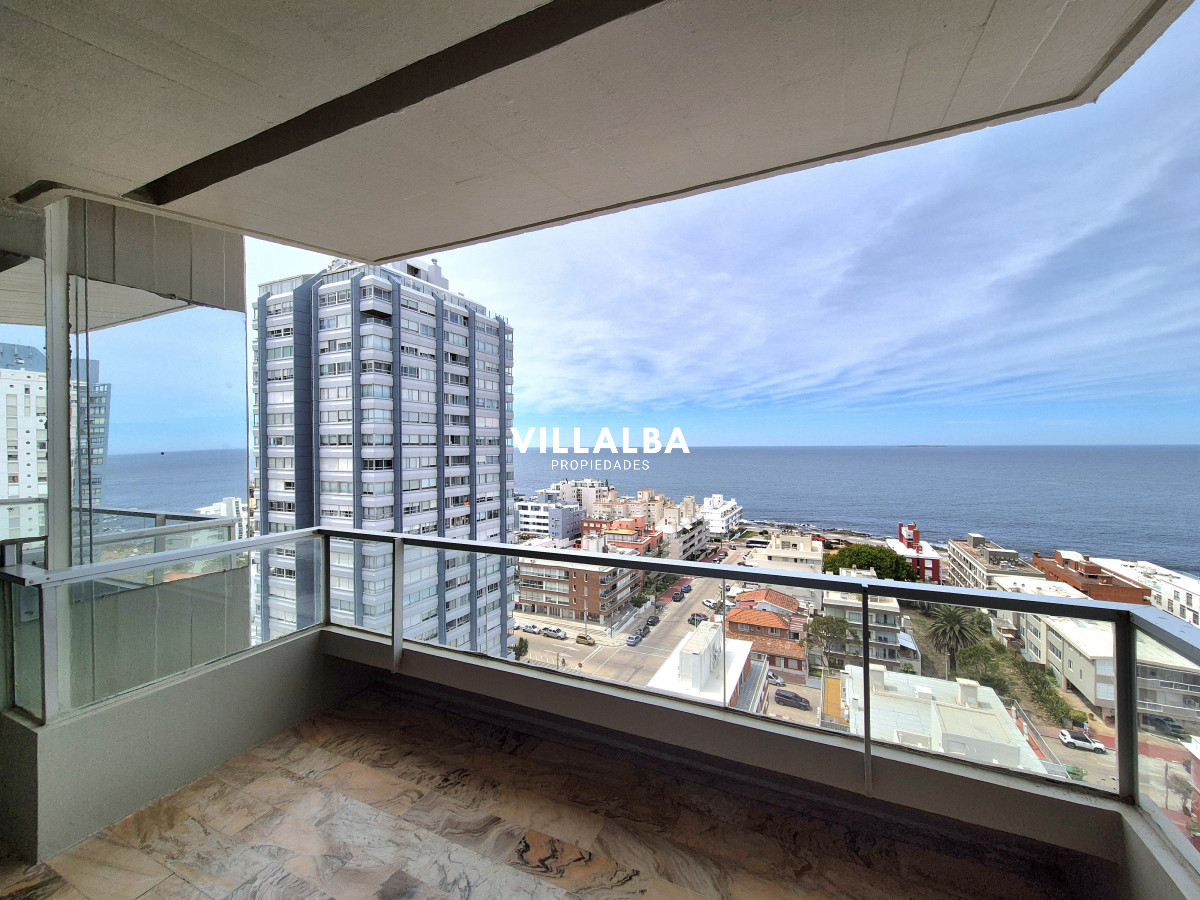 Apartamento ID.3627 - Apartamento piso alto 3 dormitorios terraza garage con vista al mar Península Punta del Este