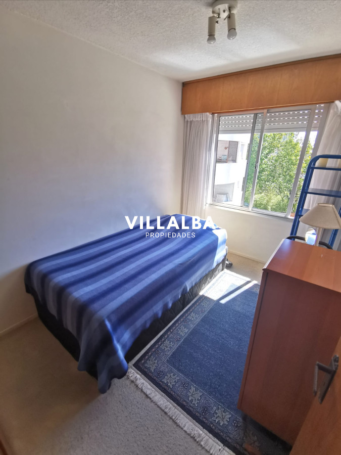 Apartamento ID.2539 - Apartamento 3 dormitorios y 2 baños en Playa Mansa, Punta del Este