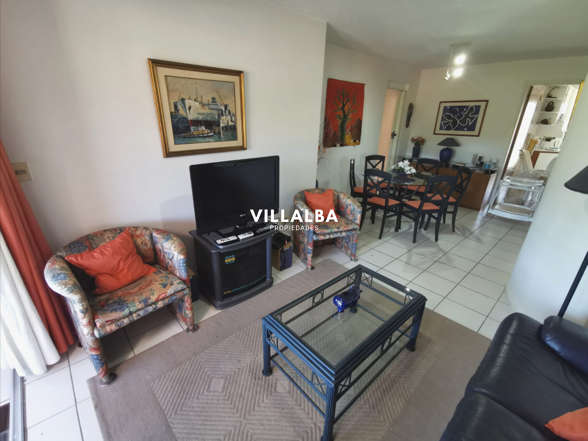Apartamento ID.2539 - Apartamento 3 dormitorios y 2 baños en Playa Mansa, Punta del Este