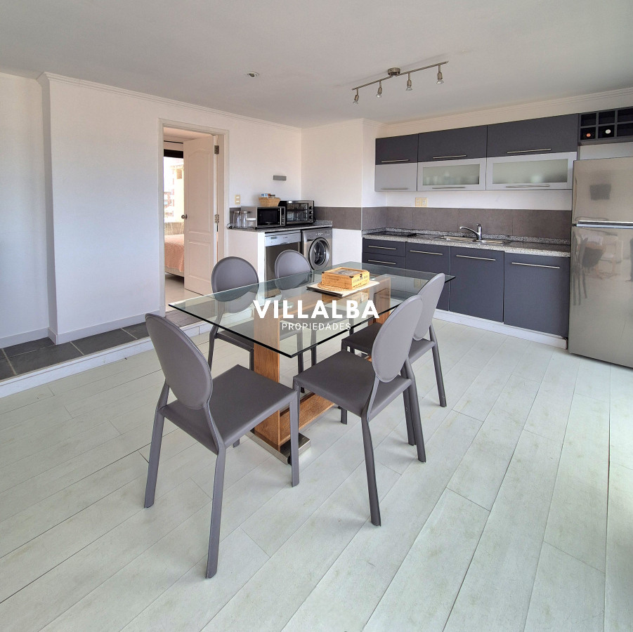 Apartamento ID.2537 - Oportunidad Duplex-Penthouse Península 3 dormitorios 2 baños garage