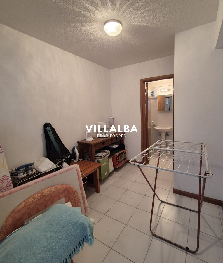 Apartamento ID.3622 - Apartamento 3 dormitorios + dependencia frente al mar parada 1 Playa Mansa Península