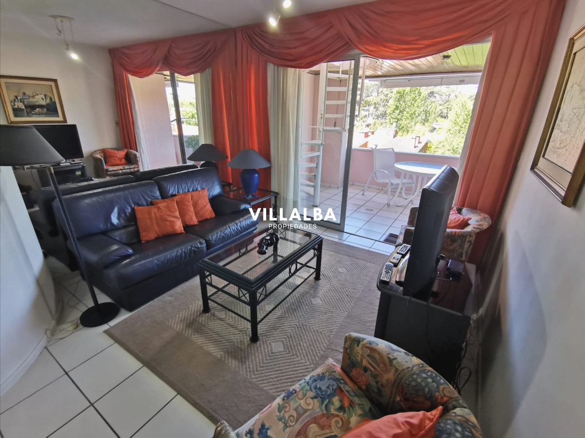 Apartamento ID.2539 - Apartamento 3 dormitorios y 2 baños en Playa Mansa, Punta del Este