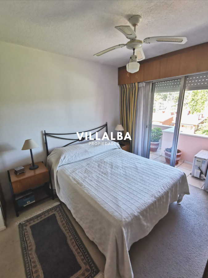 Apartamento ID.2539 - Apartamento 3 dormitorios y 2 baños en Playa Mansa, Punta del Este