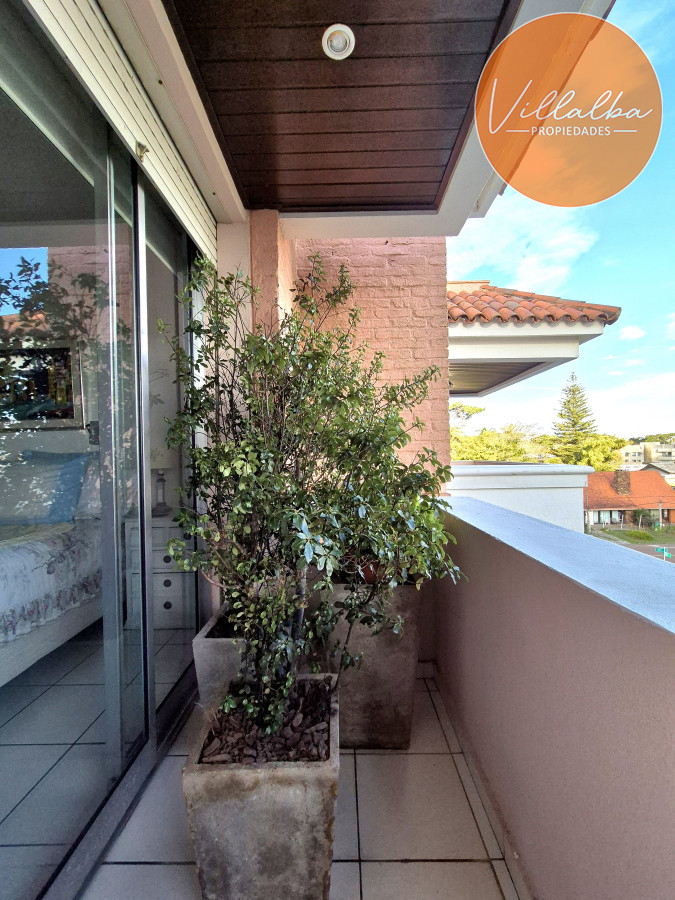 Apartamento ID.2538 - Penthouse con barbacoa de uso exclusivo Playa Mansa Punta del Este