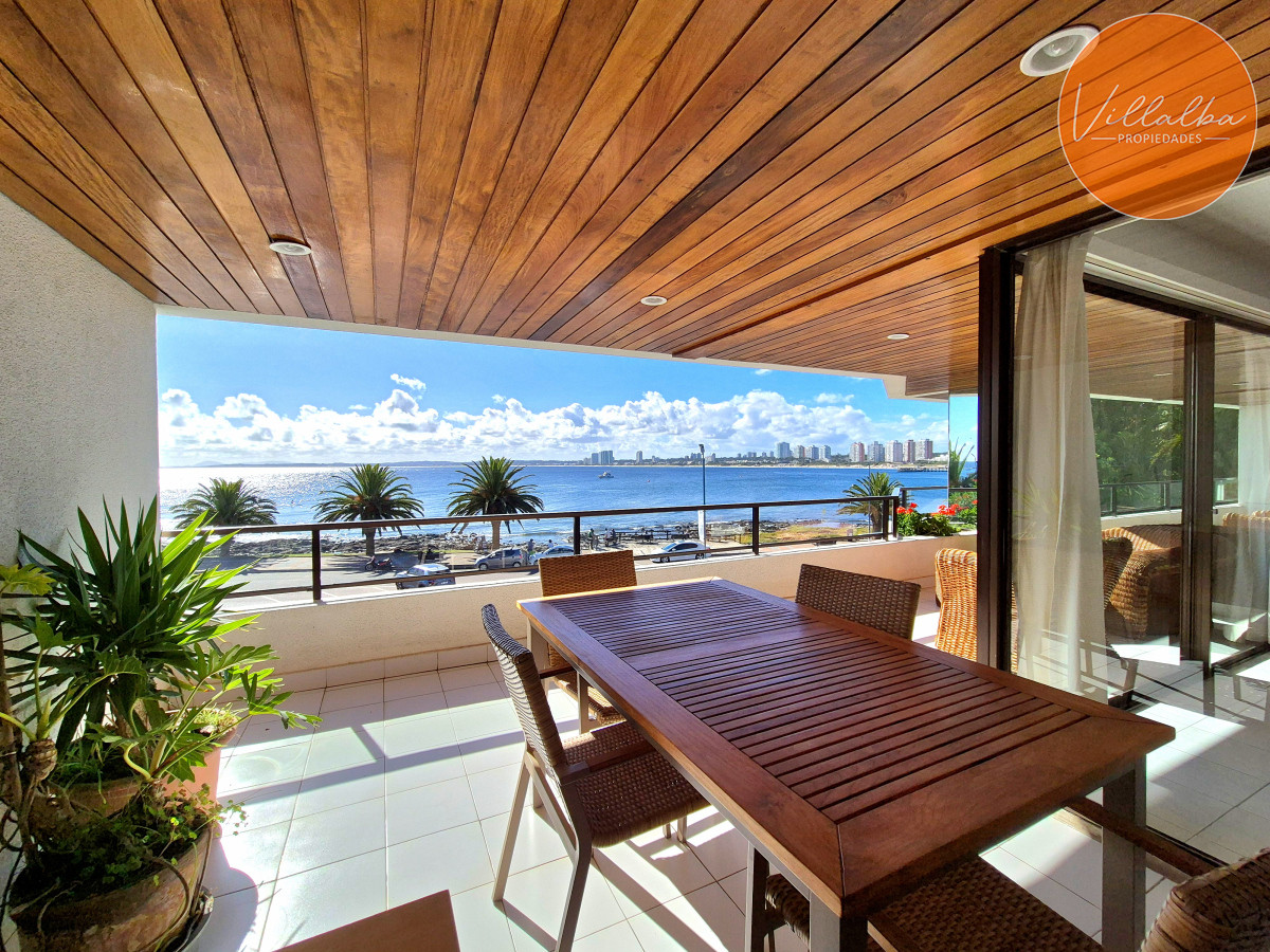 Apartamento ID.3622 - Apartamento 3 dormitorios + dependencia frente al mar parada 1 Playa Mansa Península