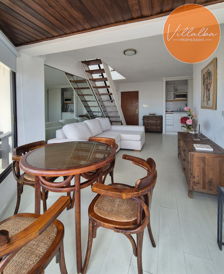 Apartamento ID.2537 - Oportunidad Duplex-Penthouse Península 3 dormitorios 2 baños garage
