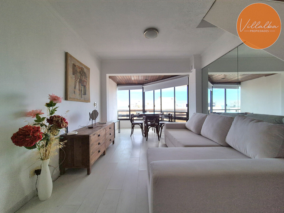 Apartamento ID.2537 - Oportunidad Duplex-Penthouse Península 3 dormitorios 2 baños garage
