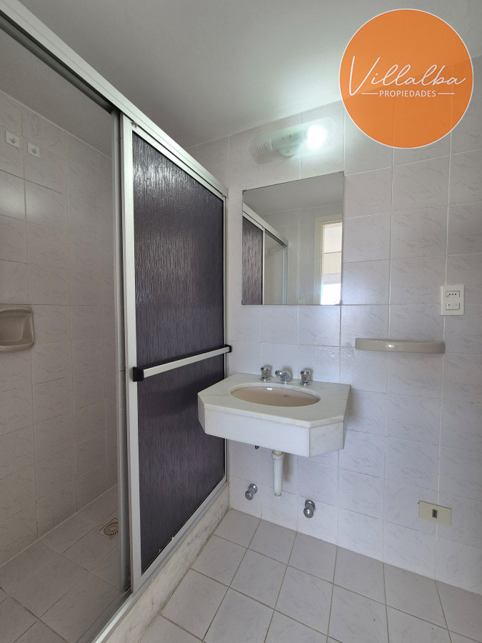Apartamento ID.2537 - Oportunidad Duplex-Penthouse Península 3 dormitorios 2 baños garage
