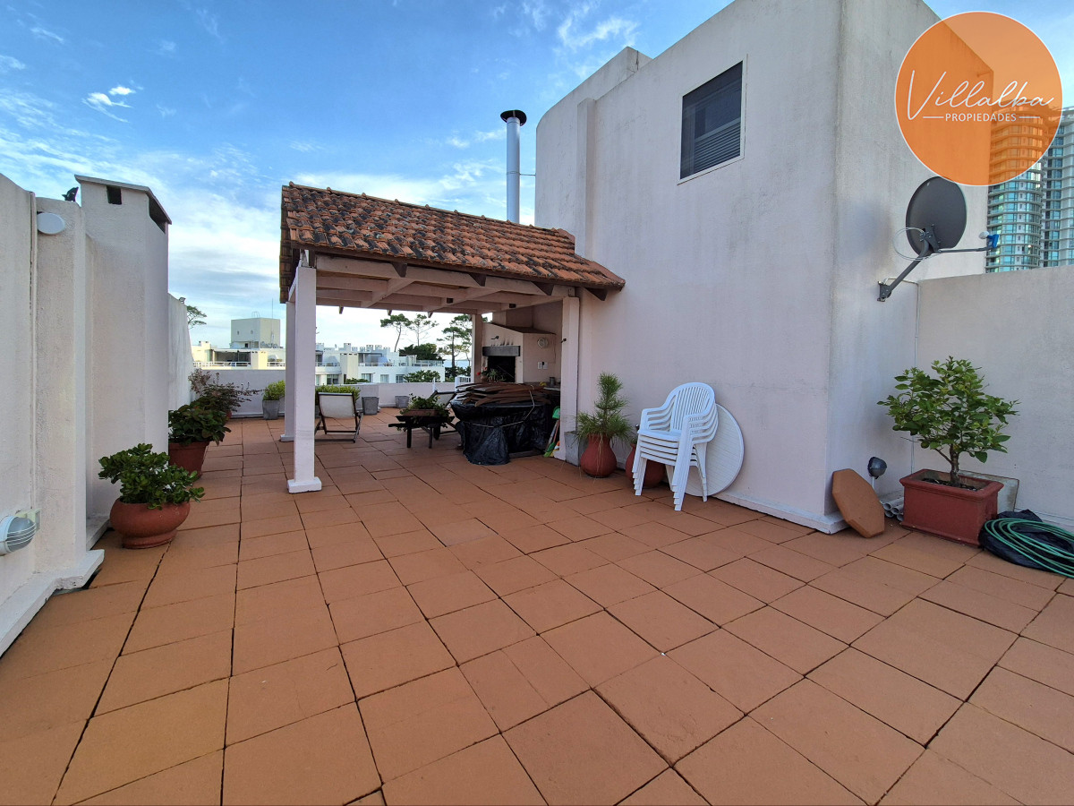 Apartamento ID.2538 - Penthouse con barbacoa de uso exclusivo Playa Mansa Punta del Este