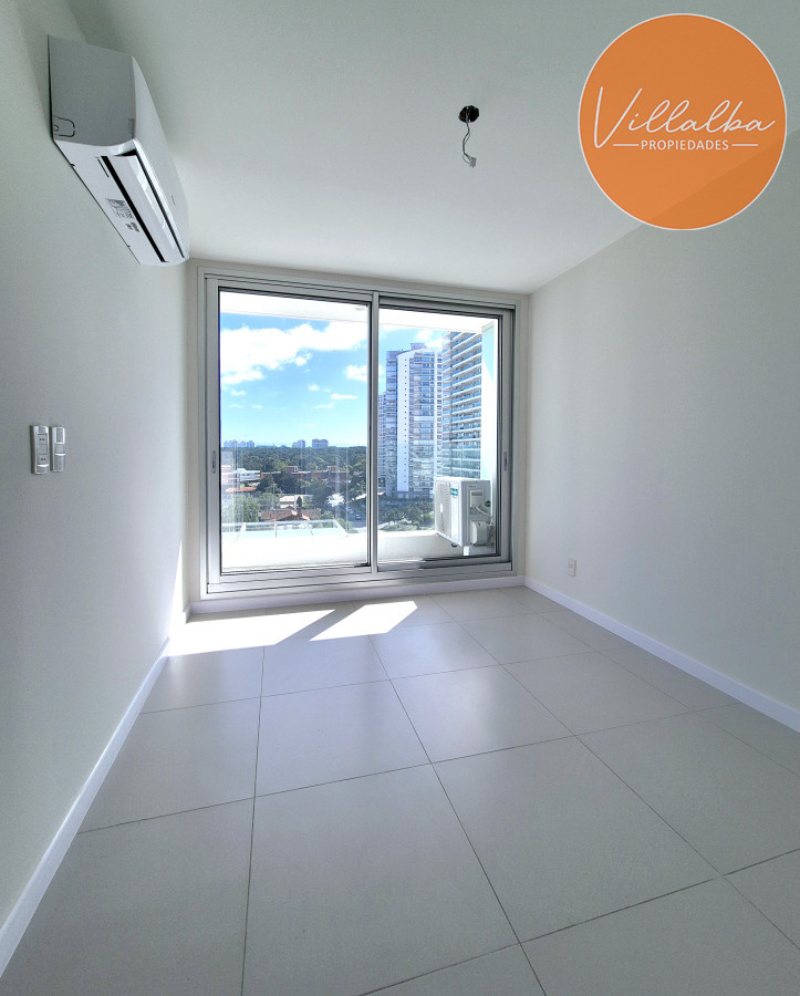 Apartamento ID.3555 - Apartamento a estrenar venta 1 dormitorio frente a metros del mar terraza garage Playa Mansa Punta del Este