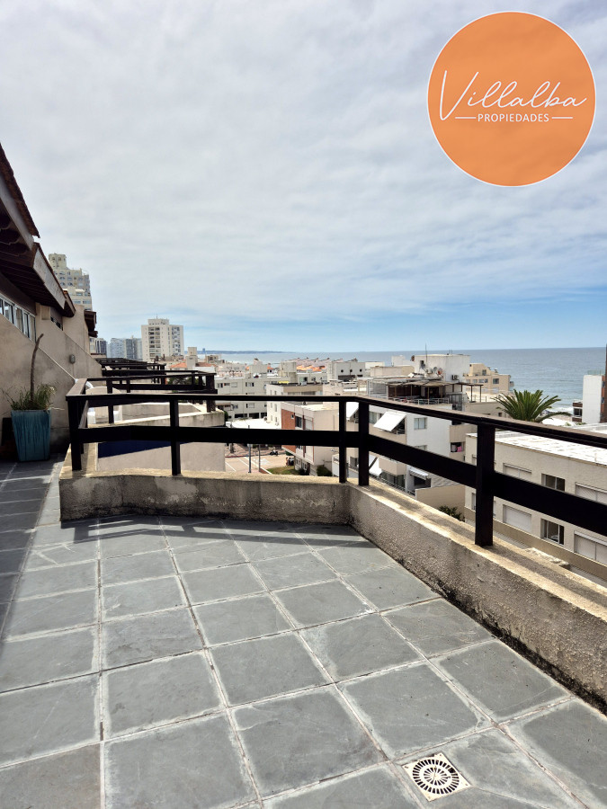 Apartamento ID.2537 - Oportunidad Duplex-Penthouse Península 3 dormitorios 2 baños garage