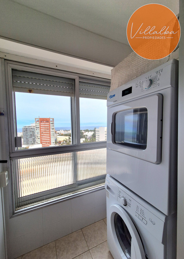 Apartamento ID.3627 - Apartamento piso alto 3 dormitorios terraza garage con vista al mar Península Punta del Este