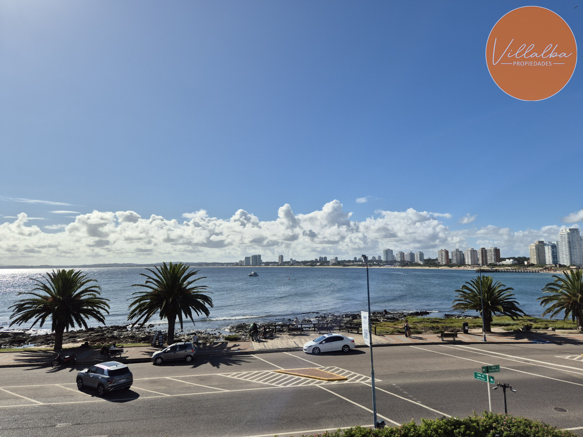 Apartamento ID.3622 - Apartamento 3 dormitorios + dependencia frente al mar parada 1 Playa Mansa Península