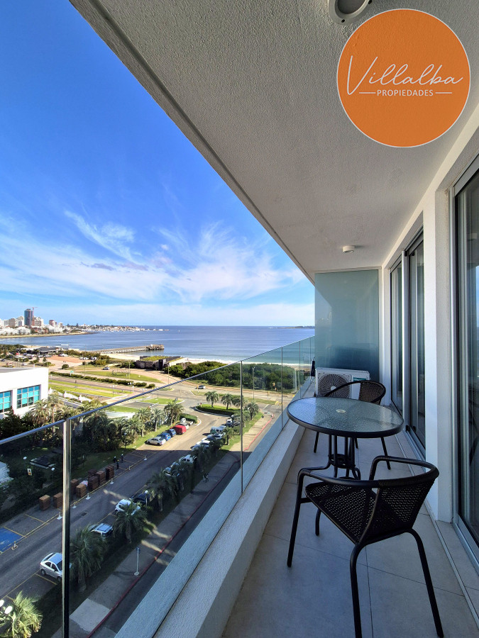 Apartamento ID.3553 - Apartamento moderno piso alto vista al mar Playa Mansa Punta del Este