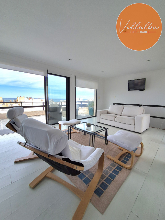 Apartamento ID.2537 - Oportunidad Duplex-Penthouse Península 3 dormitorios 2 baños garage