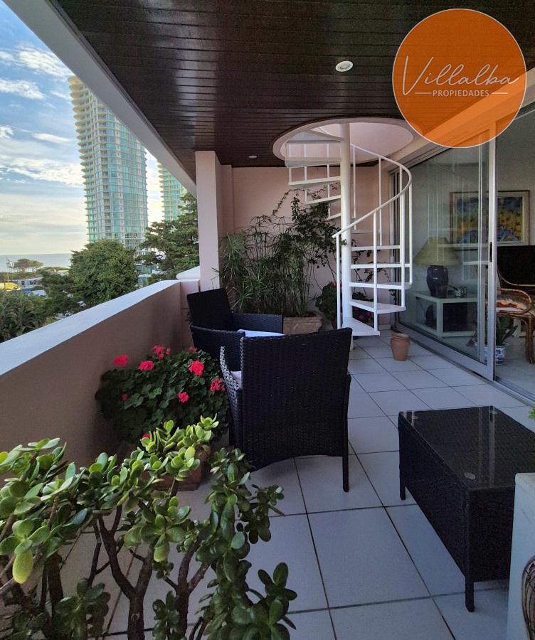 Apartamento ID.2538 - Penthouse con barbacoa de uso exclusivo Playa Mansa Punta del Este