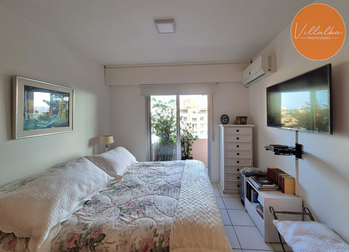 Apartamento ID.2538 - Penthouse con barbacoa de uso exclusivo Playa Mansa Punta del Este