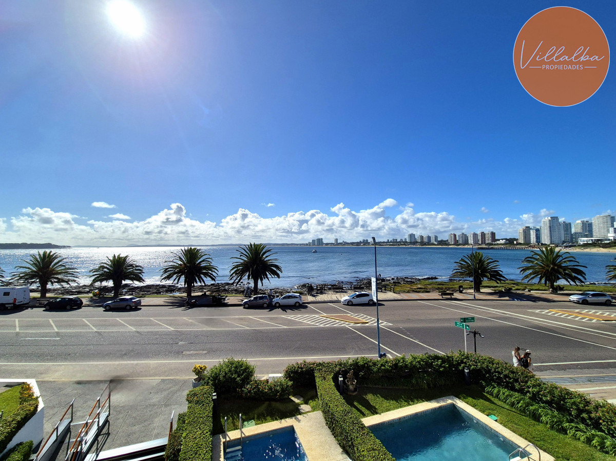 Apartamento ID.3622 - Apartamento 3 dormitorios + dependencia frente al mar parada 1 Playa Mansa Península