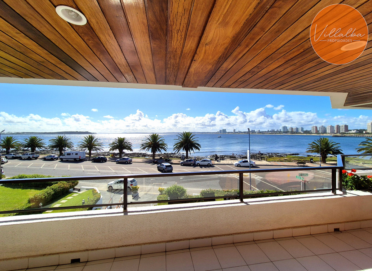 Apartamento ID.3622 - Apartamento 3 dormitorios + dependencia frente al mar parada 1 Playa Mansa Península