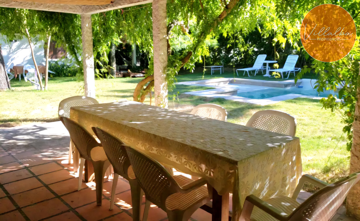 Apartamento ID.3460 - Casa 2 dormitorios + 2 dependencias completas en Pinares con piscina climatizada y barbacoa cercana al mar Punta del Este