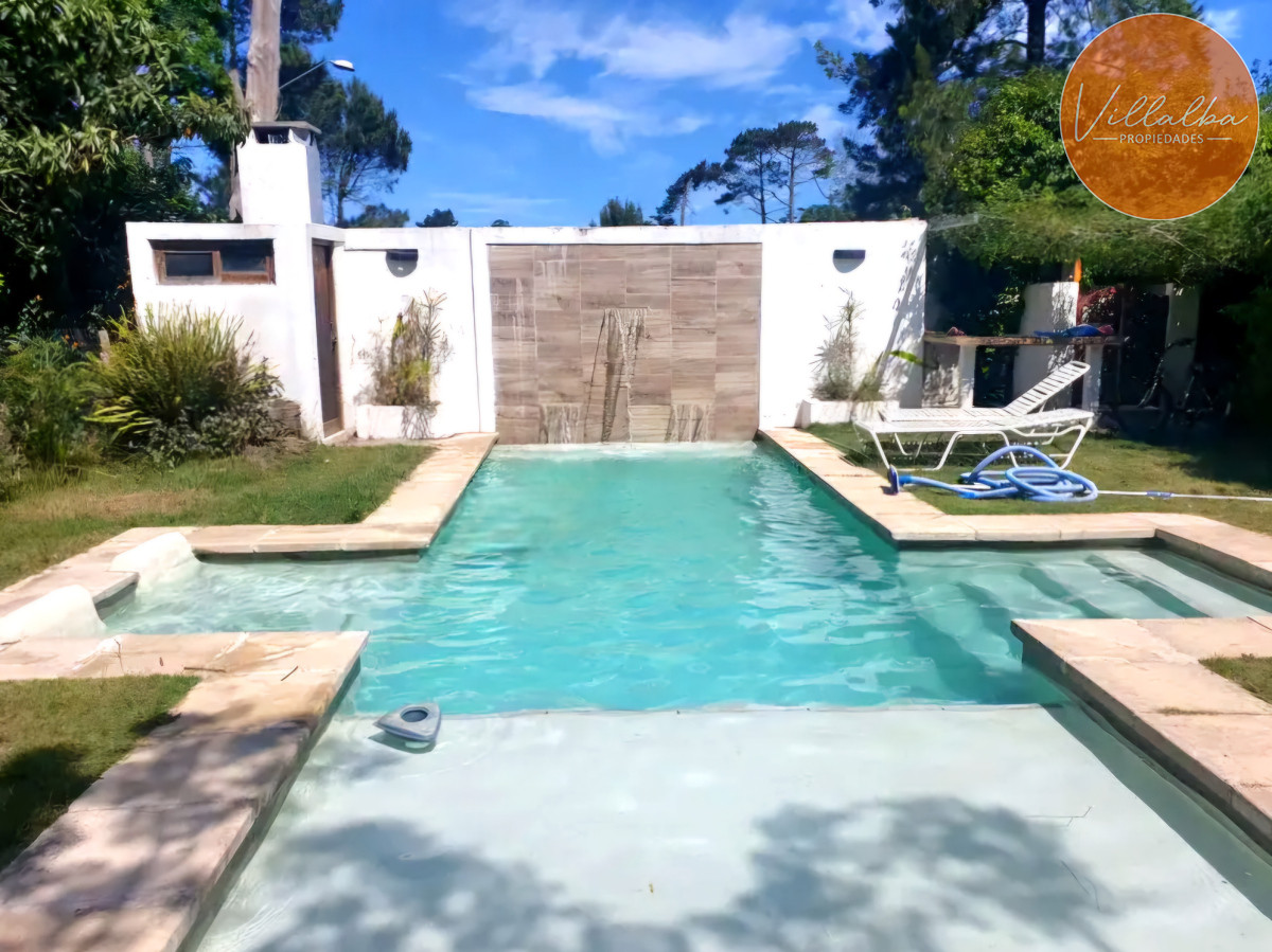 Apartamento ID.3460 - Casa 2 dormitorios + 2 dependencias completas en Pinares con piscina climatizada y barbacoa cercana al mar Punta del Este