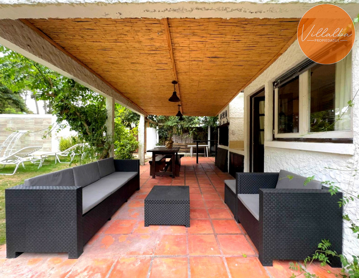 Apartamento ID.3460 - Casa 2 dormitorios + 2 dependencias completas en Pinares con piscina climatizada y barbacoa cercana al mar Punta del Este
