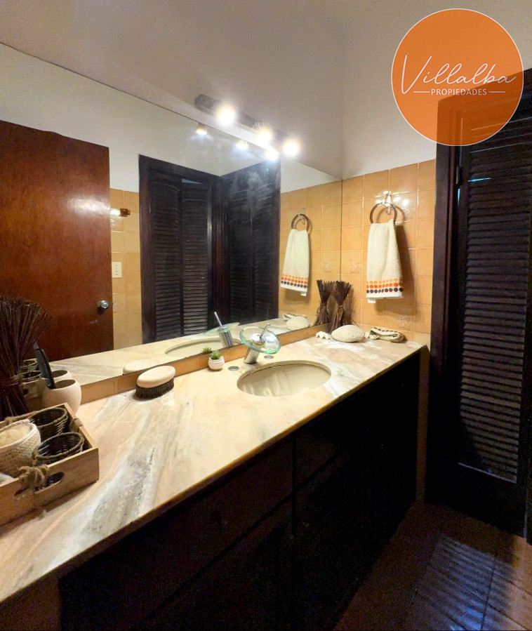 Apartamento ID.3460 - Casa 2 dormitorios + 2 dependencias completas en Pinares con piscina climatizada y barbacoa cercana al mar Punta del Este