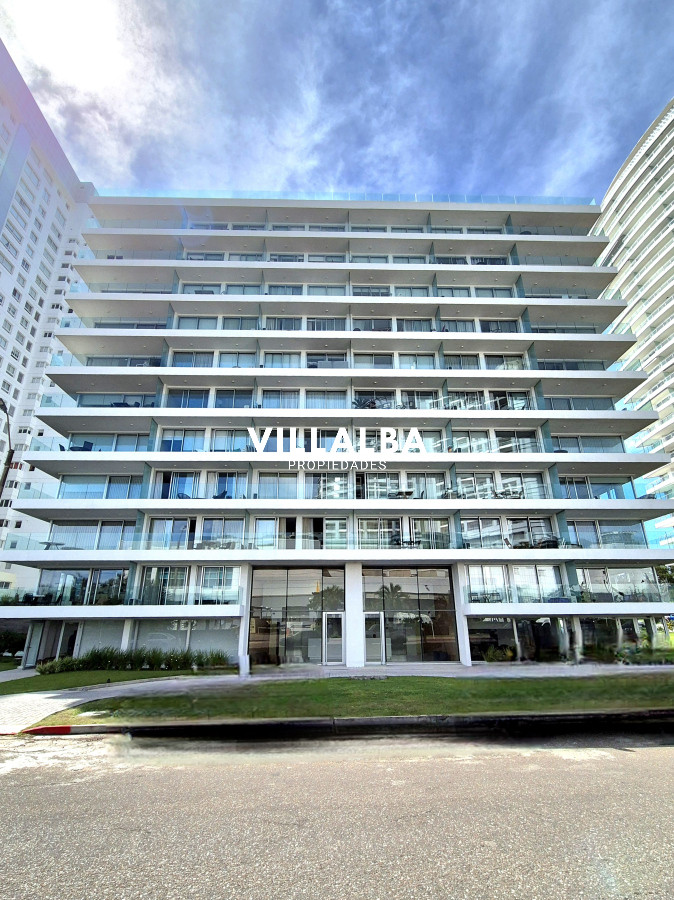 Apartamento ID.3555 - Apartamento a estrenar venta 1 dormitorio frente a metros del mar terraza garage Playa Mansa Punta del Este