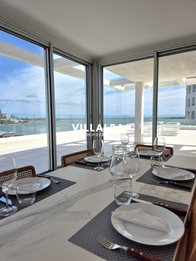 Apartamento ID.3555 - Apartamento a estrenar venta 1 dormitorio frente a metros del mar terraza garage Playa Mansa Punta del Este