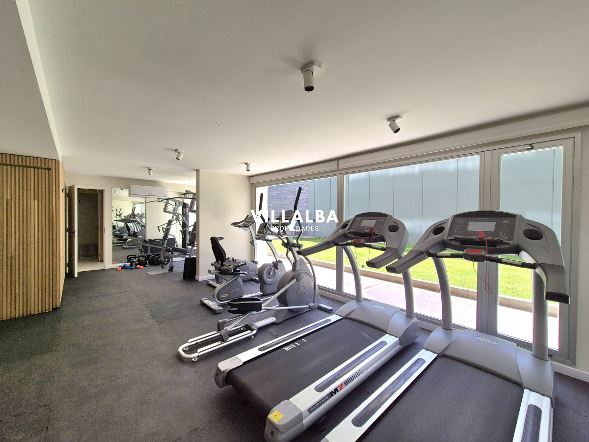 Apartamento ID.3555 - Apartamento a estrenar venta 1 dormitorio frente a metros del mar terraza garage Playa Mansa Punta del Este