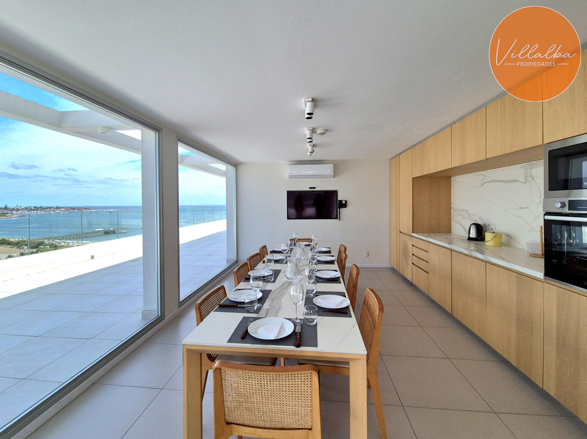 Apartamento ID.3553 - Apartamento moderno piso alto vista al mar Playa Mansa Punta del Este