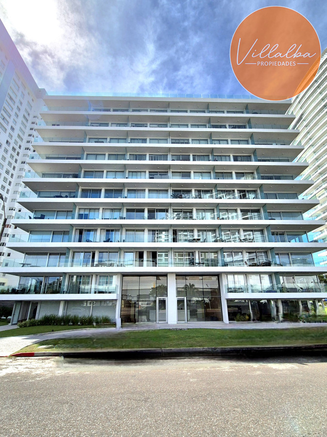 Apartamento ID.3553 - Apartamento moderno piso alto vista al mar Playa Mansa Punta del Este