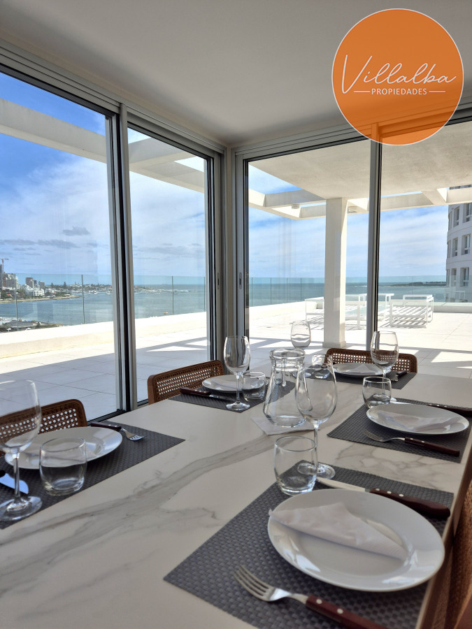 Apartamento ID.3553 - Apartamento moderno piso alto vista al mar Playa Mansa Punta del Este
