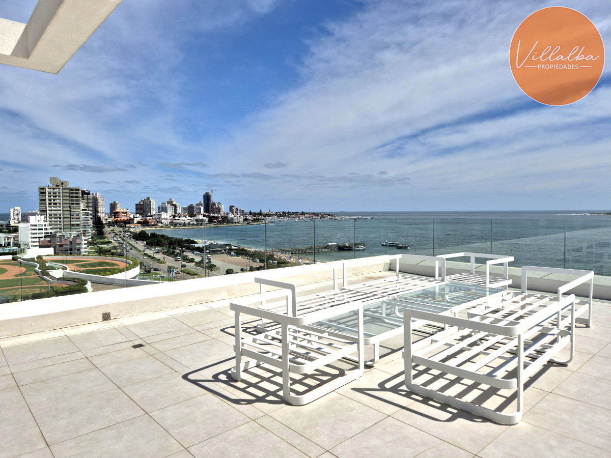 Apartamento ID.3553 - Apartamento moderno piso alto vista al mar Playa Mansa Punta del Este