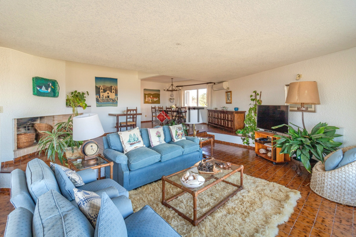 Apartamento ID.17318 - Espectacular vista franca al mar con parrillero y estufa a leña Playa Mansa Punta del Este