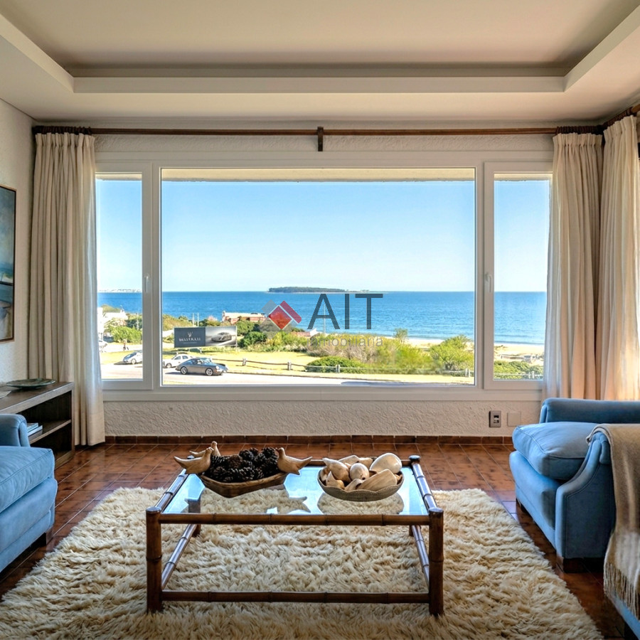 Apartamento ID.17318 - Espectacular vista franca al mar con parrillero y estufa a leña Playa Mansa Punta del Este