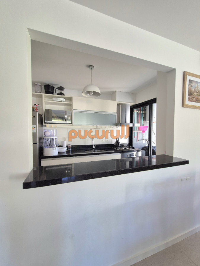 Apartamento ID.2763 - Oportunidad Planta moderna de categroría en excelente ubicación Playa Mansa