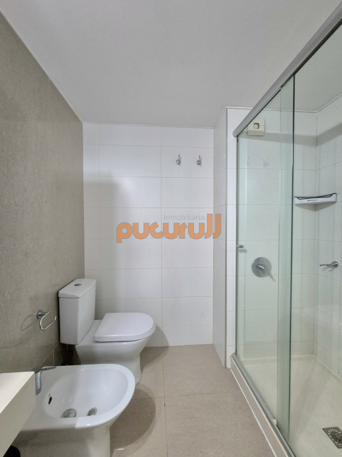 Apartamento ID.2763 - Oportunidad Planta moderna de categroría en excelente ubicación Playa Mansa