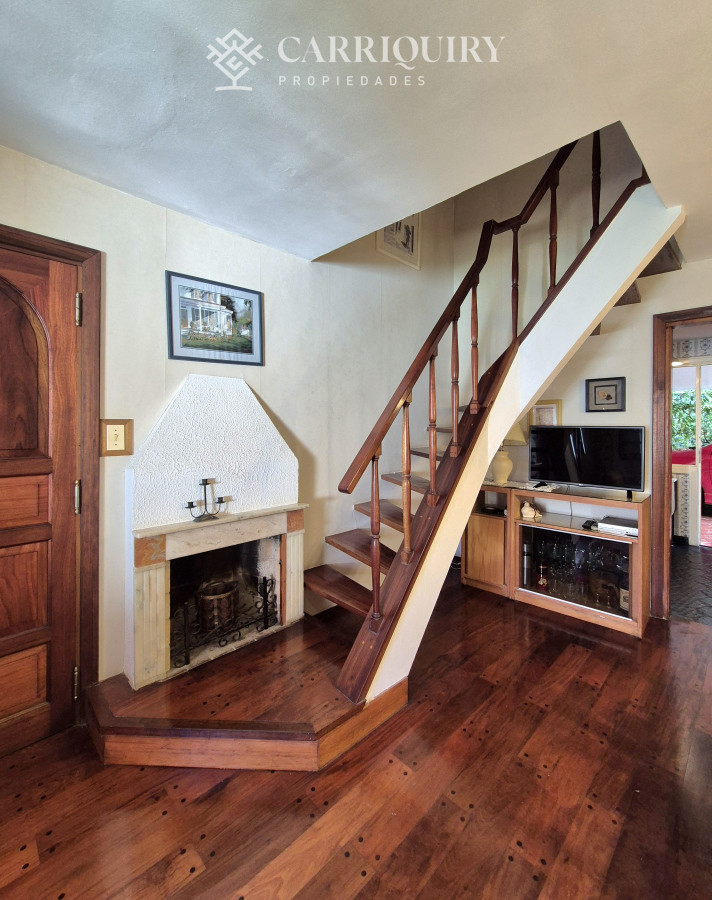 Apartamento ID.7728 - Oportunidad venta casa 2 dormitorios Playa Mansa cochera y parrillero