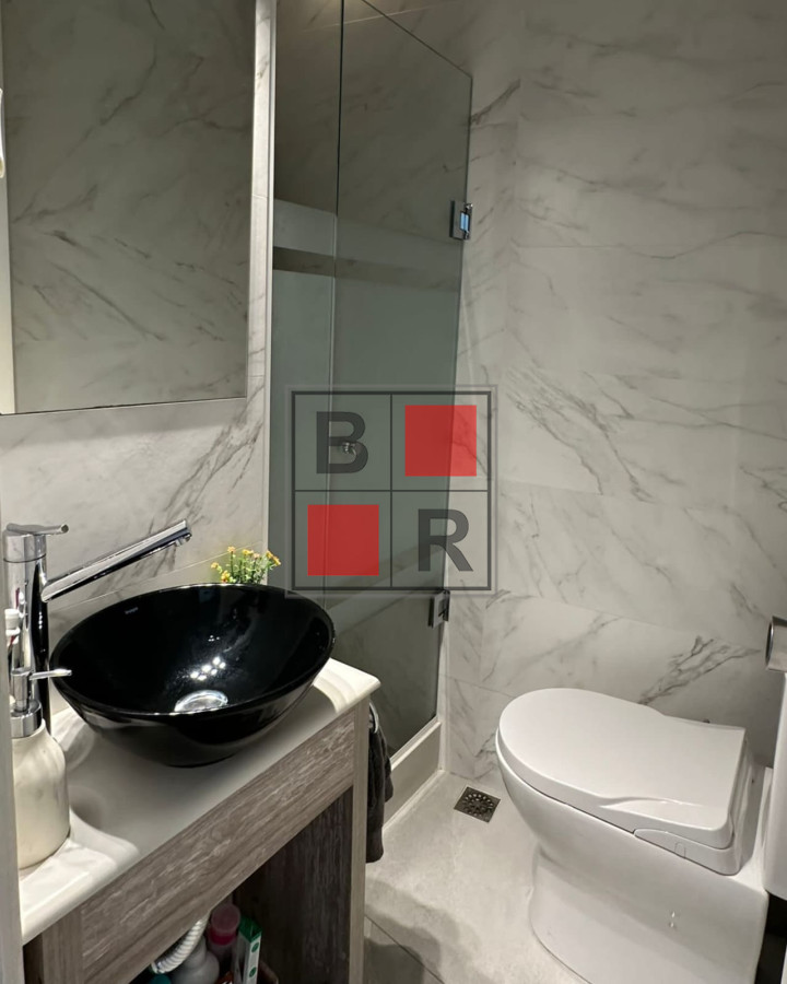 Apartamento ID.908 - Apartamento 2 dormitorios Playa Mansa con parrillero, estufa y garage